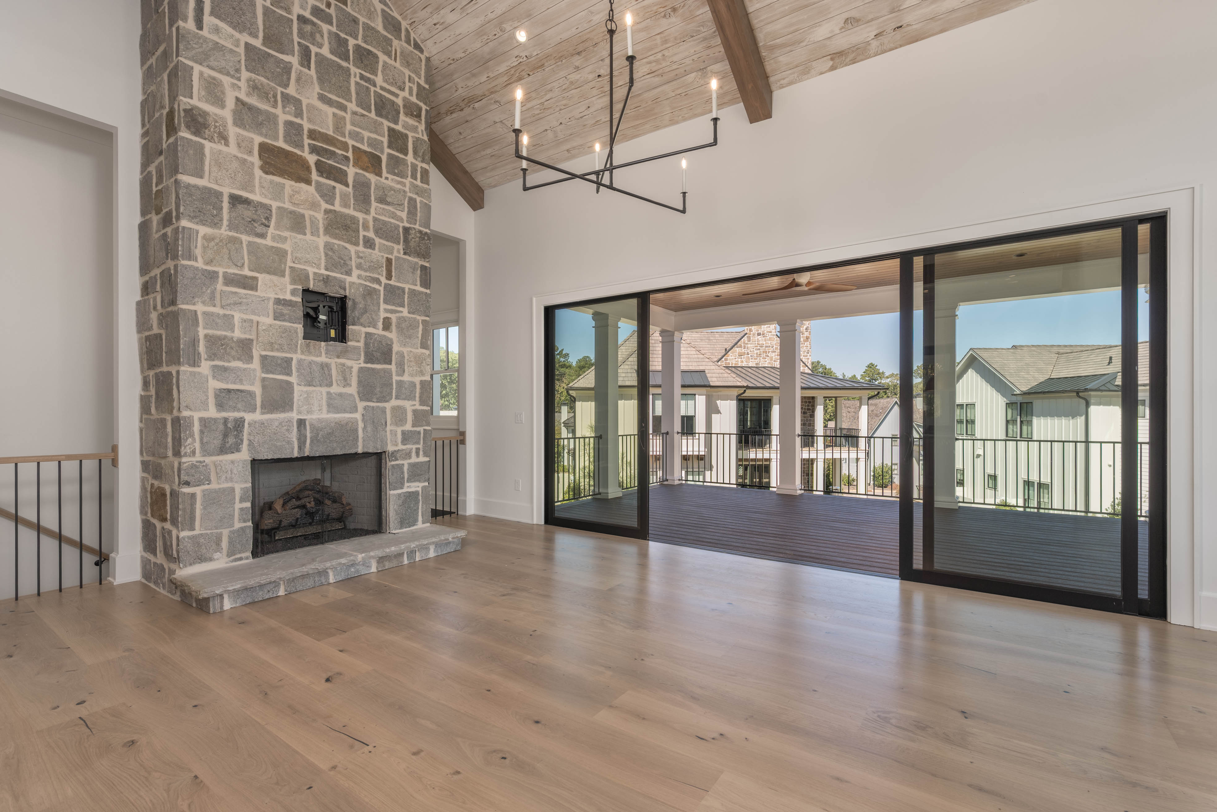 1028 Fish Hook Lane image 12